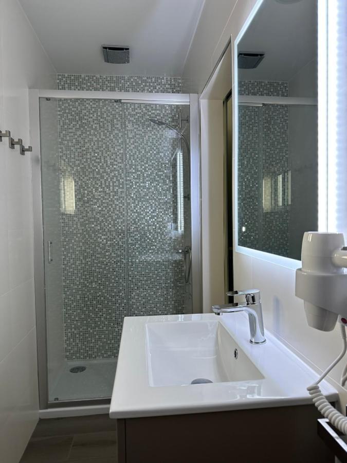 Paradise Apartments III Santa Cruz das Flores Exterior photo