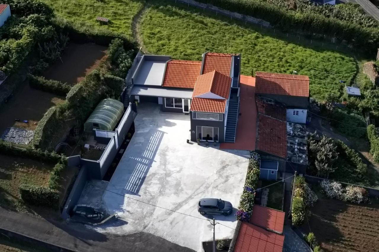 Paradise Apartments III Santa Cruz das Flores Exterior photo